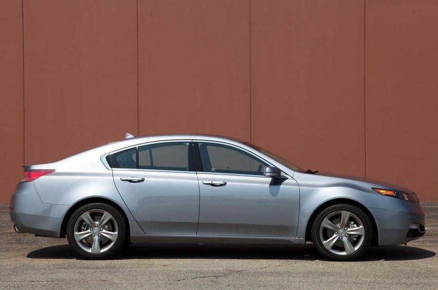  Acura TL SH-AWD 2011 года  (фото 42 из 101)